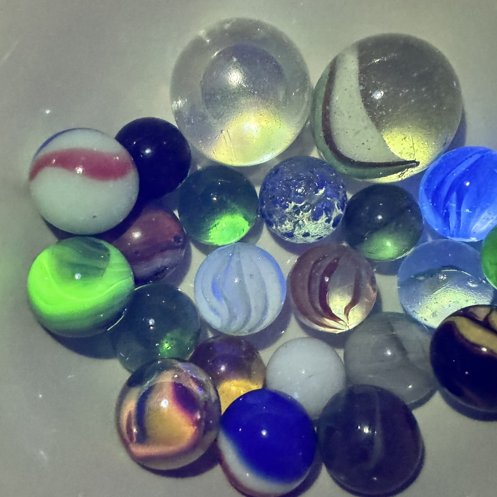 Vintage Marble Lot Of MARBLES UV Reactive Cadmium Uranium Lot #84