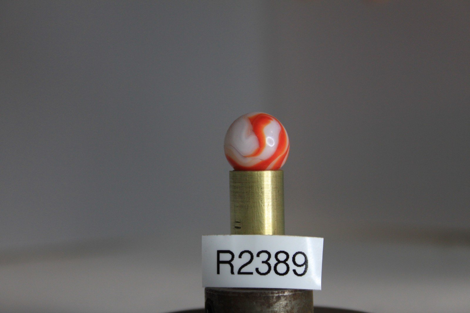 PELTIER GLASS MARBLE RED FLAME SPIRAL ZEBRA OPAQUE WHITE 5/8″ VINTAGE TARGET