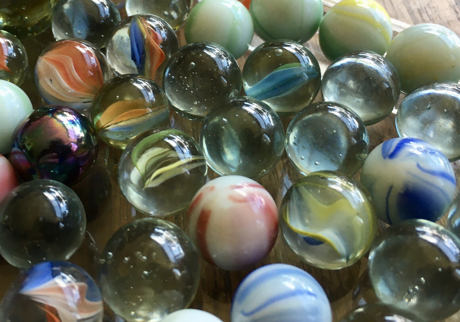 Vintage Marble Lot 52 pieces Peltiers & Good Assortment 1930’s-1940’s w Shooter