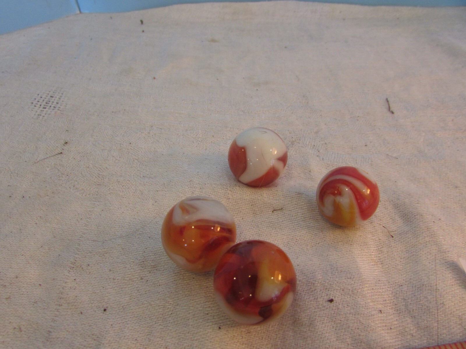 4 SHOOTER ORANGE/BROWN/WHITE vitro agate caged shooter cateye