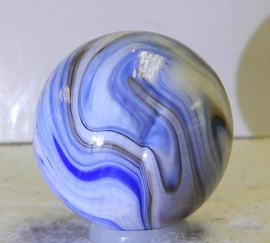 #16293m Nice Looking Contemporary Marble 1.20 Inches *Mint*
