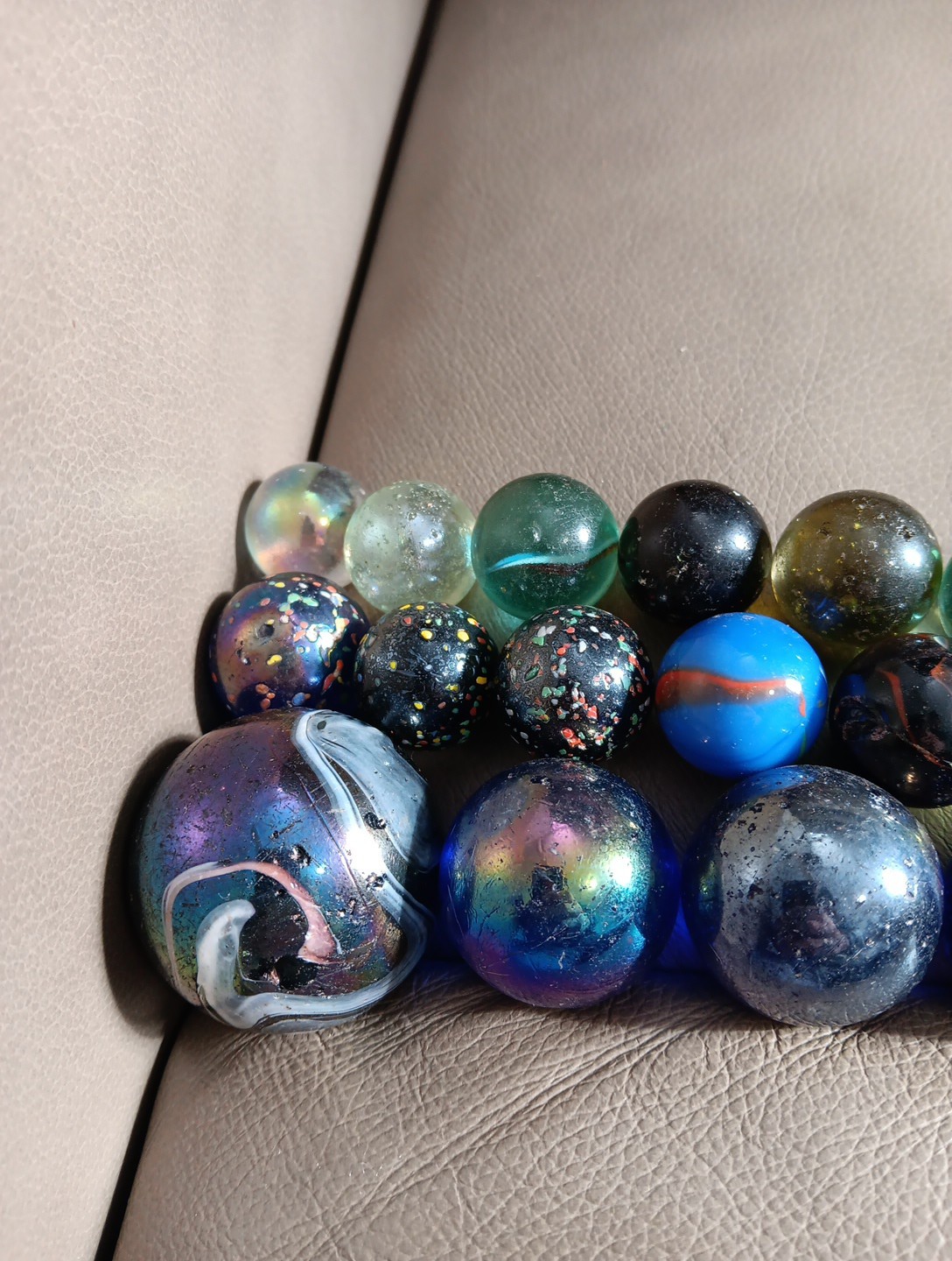Lot Of 30 Marbles Medium Size Steelie Milky Way Cats Eyes Confetti Ribbon