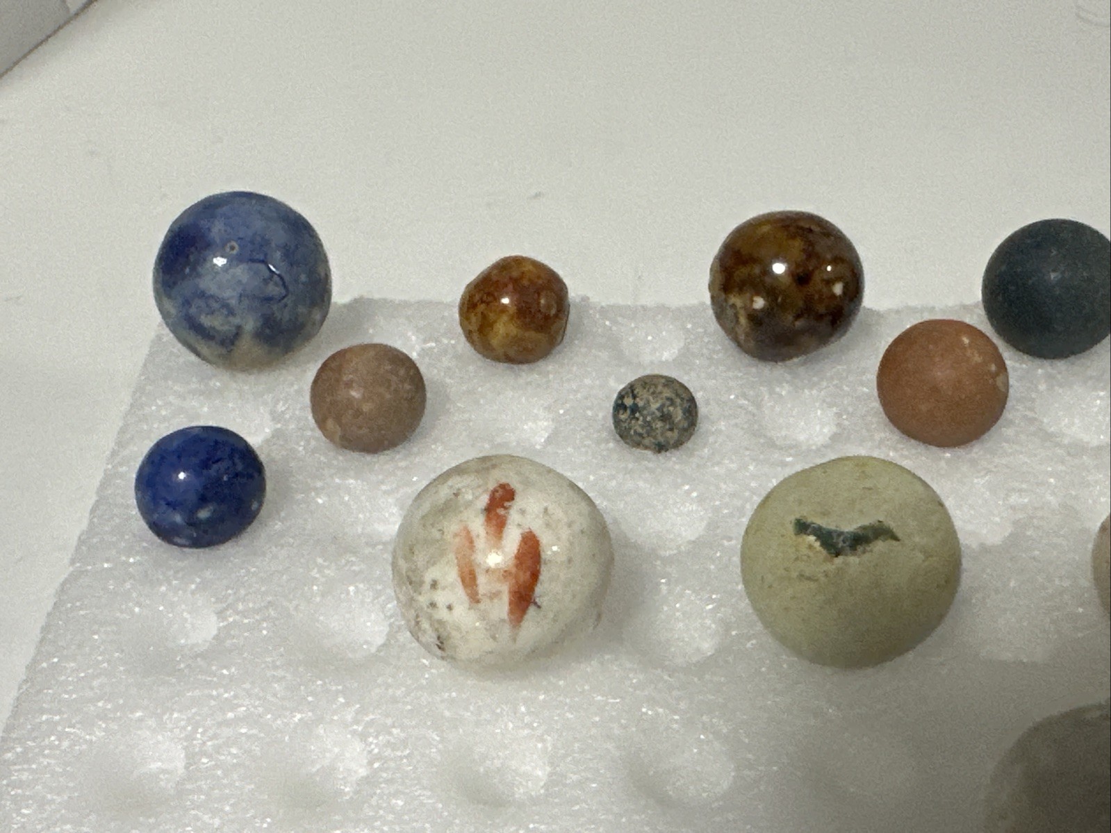 422 Mixed Lot Of 16 Hand Painted Clay China/ Bennington Marbles!