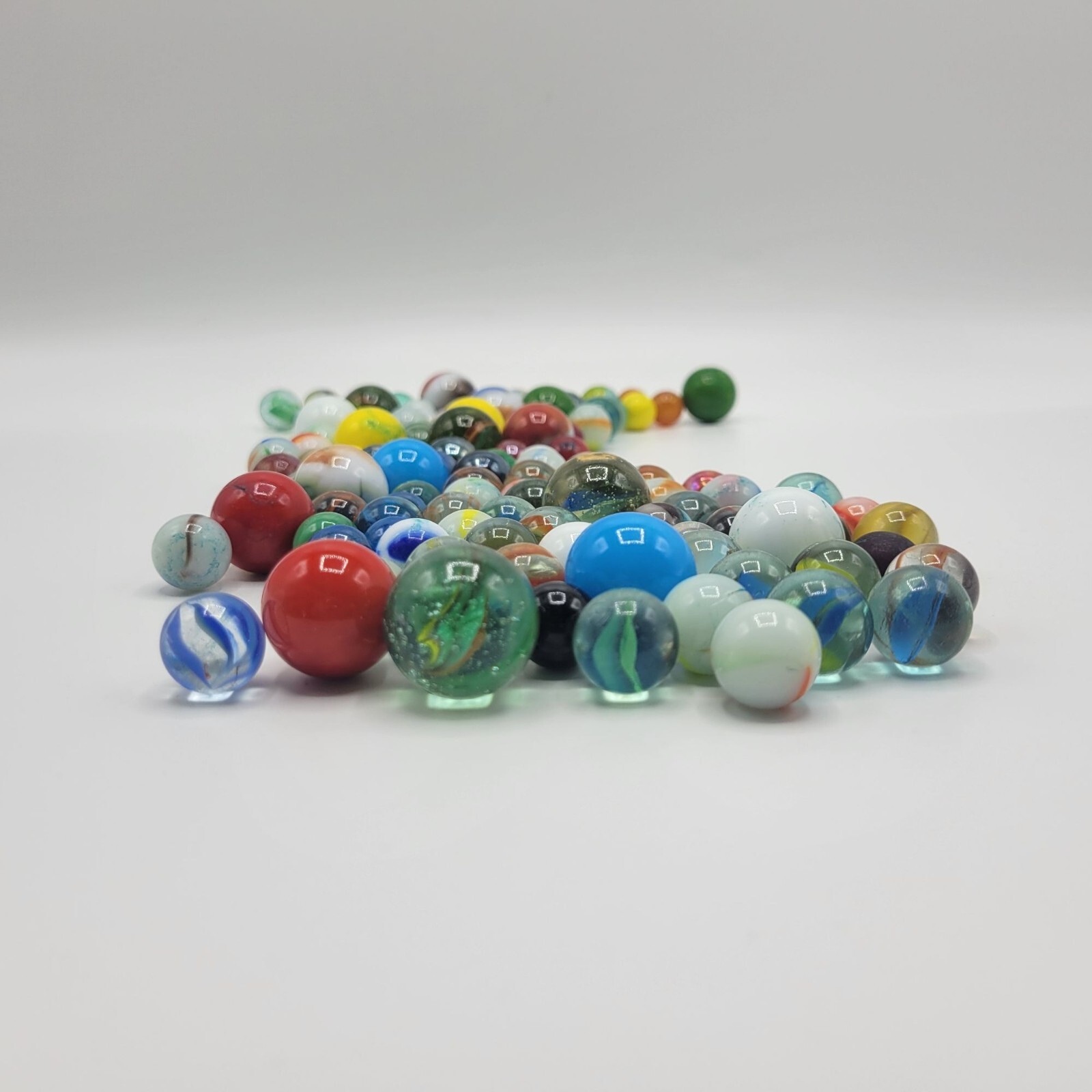 Vintage Marbles Lot of 125 Swirls Solids Speckled Asst Colors Sizes Collectors