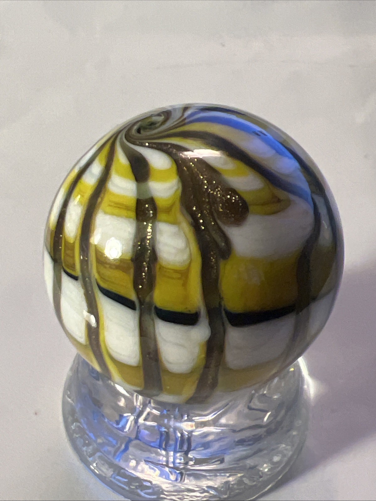 Stunning contemporary swirl marble #955
