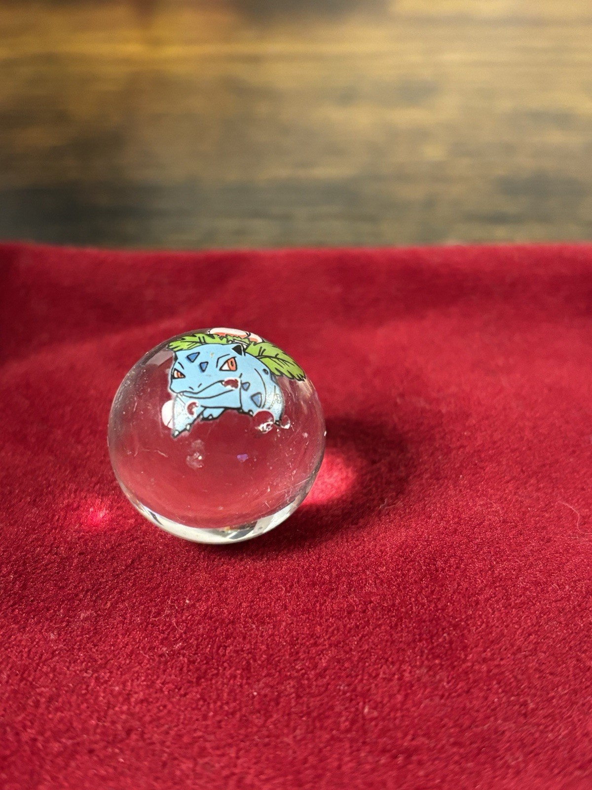 1999 Vintage Pokémon #2 Ivysaur Glass Marble ToyBiz Clear