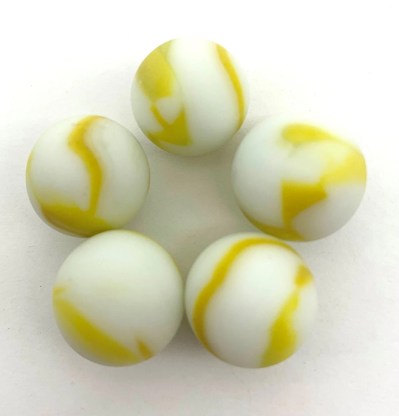 New for 2024 Yellow White 16mm Frosted Old Fashioned Glass Player Marbles Pk 5