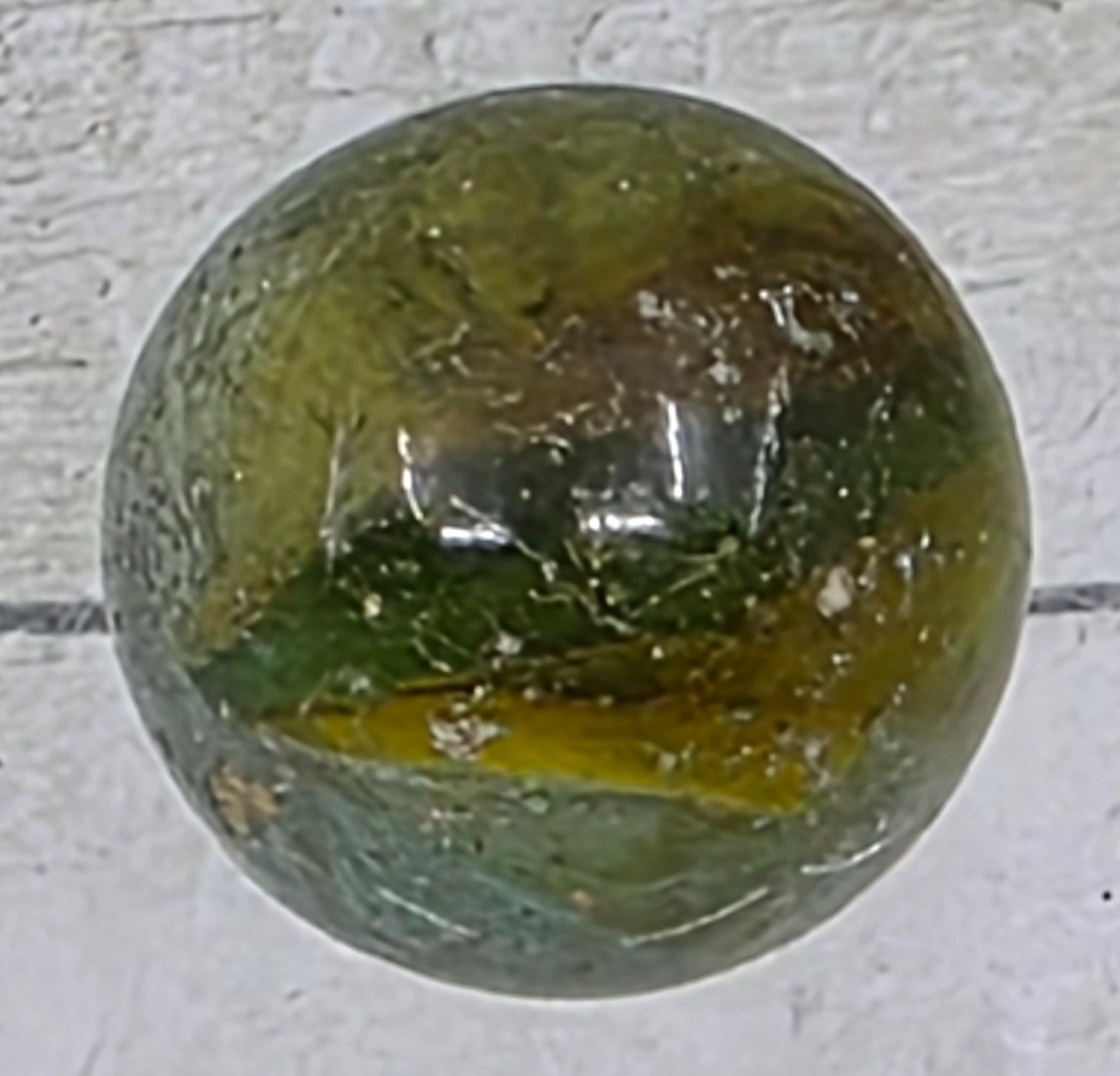 Vintage Vitro Agate Green Cat’s Eye Glass Marble Translucent Slag Ribbon Core