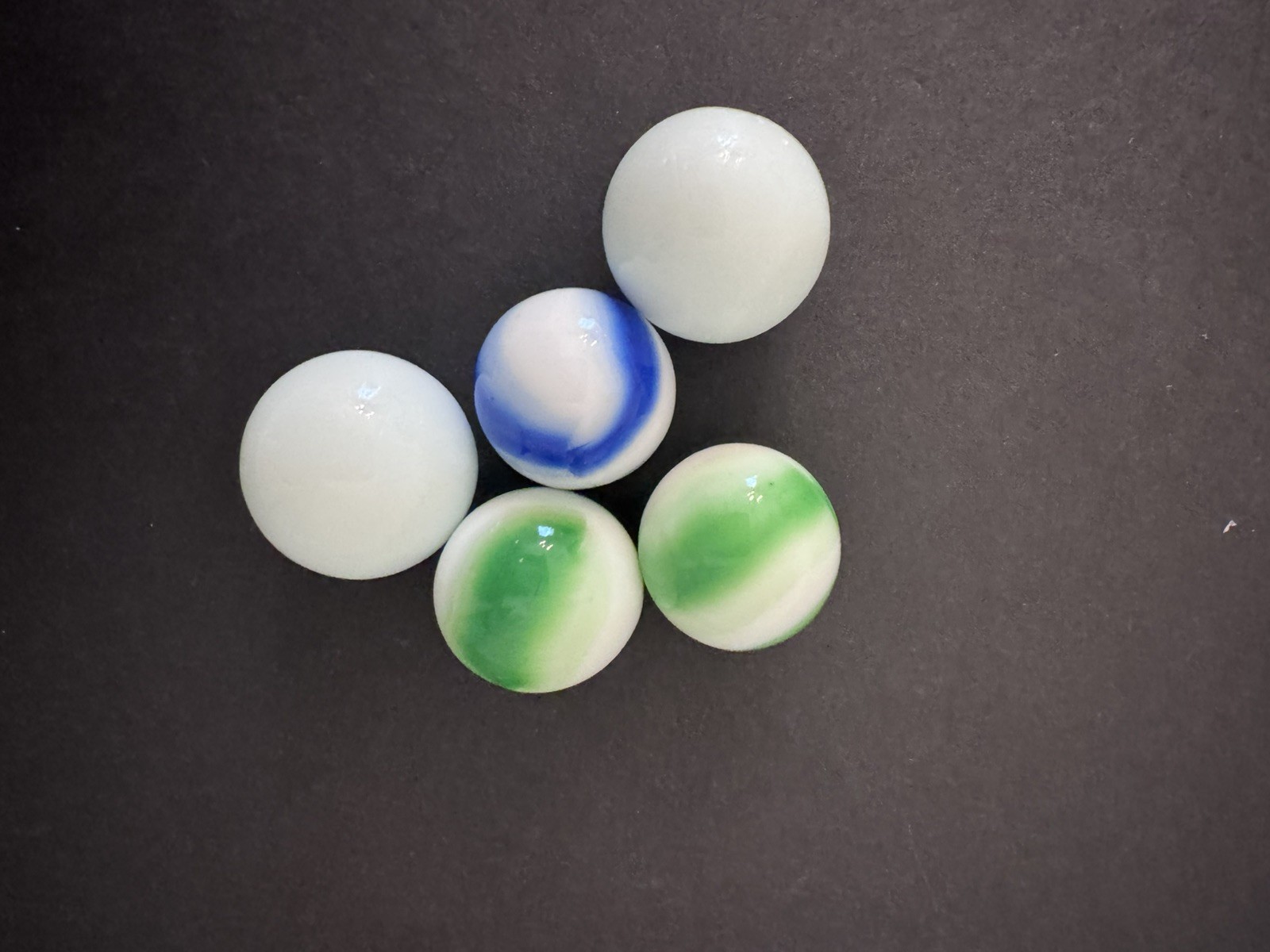 5 Vintage Shooter Marbles Lot White Opaque Blue Green Swirl 3/4” & 7/8”