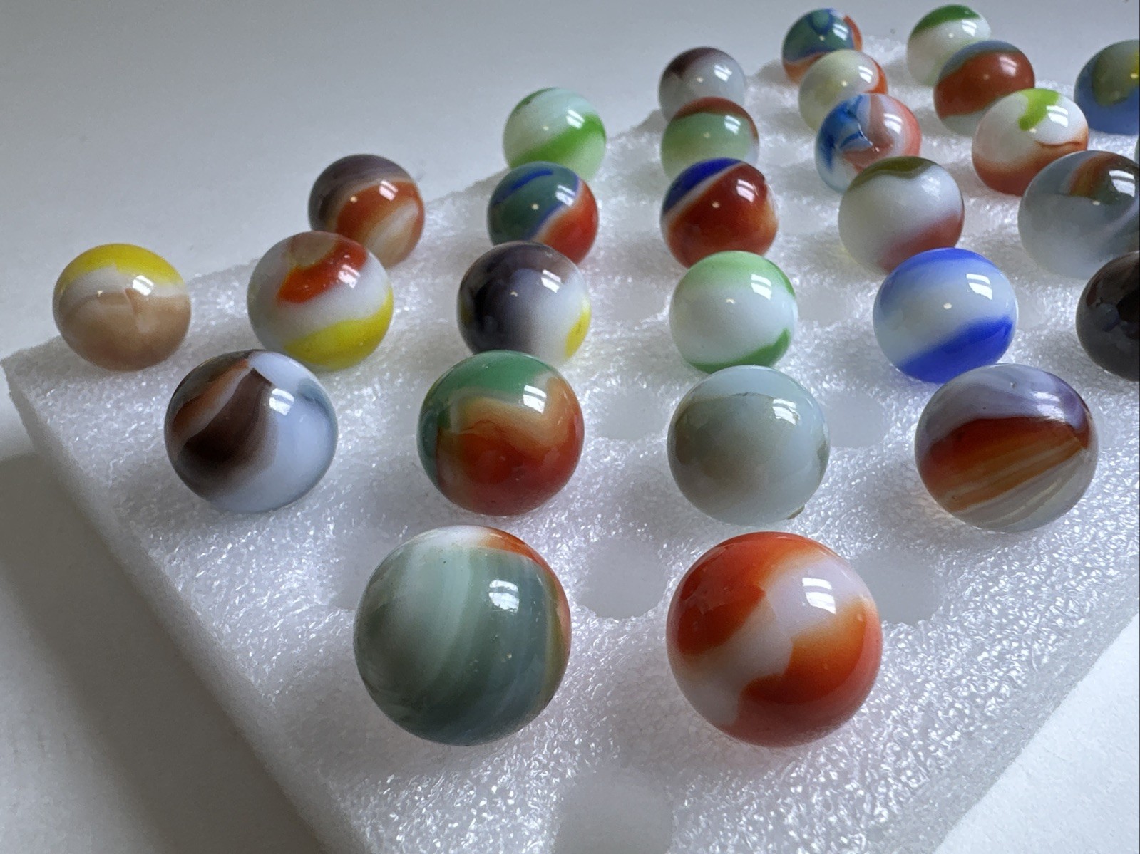 348 Awesome Mixed Lot Of 30 Vintage Vitro Agate Marbles!