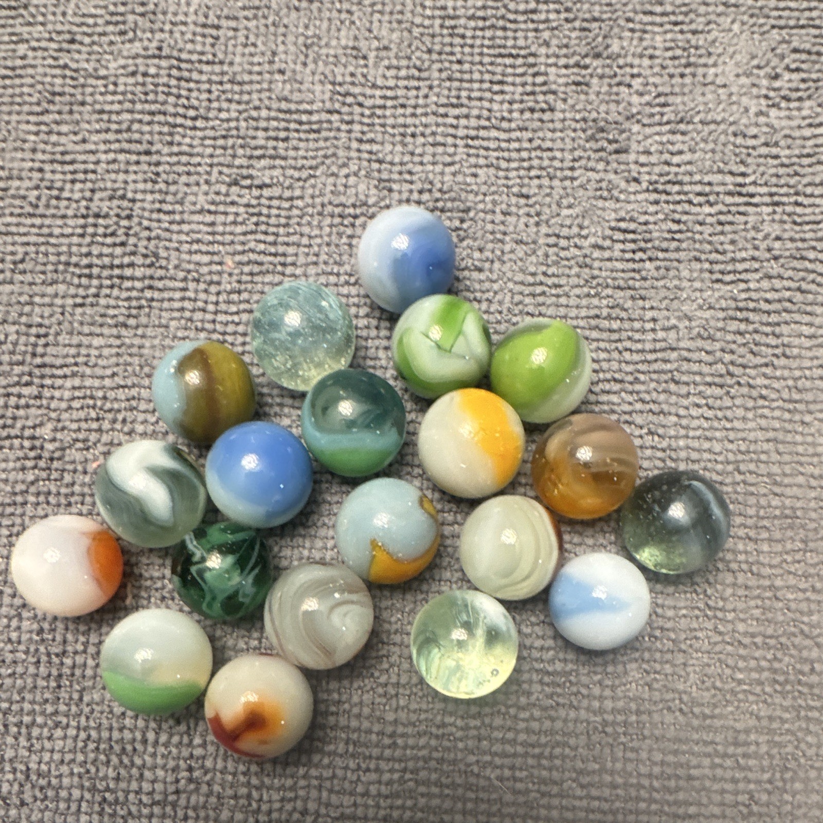 Lot Of Vintage 1940’s 50s Swirl Cat Eye Glass Marbles