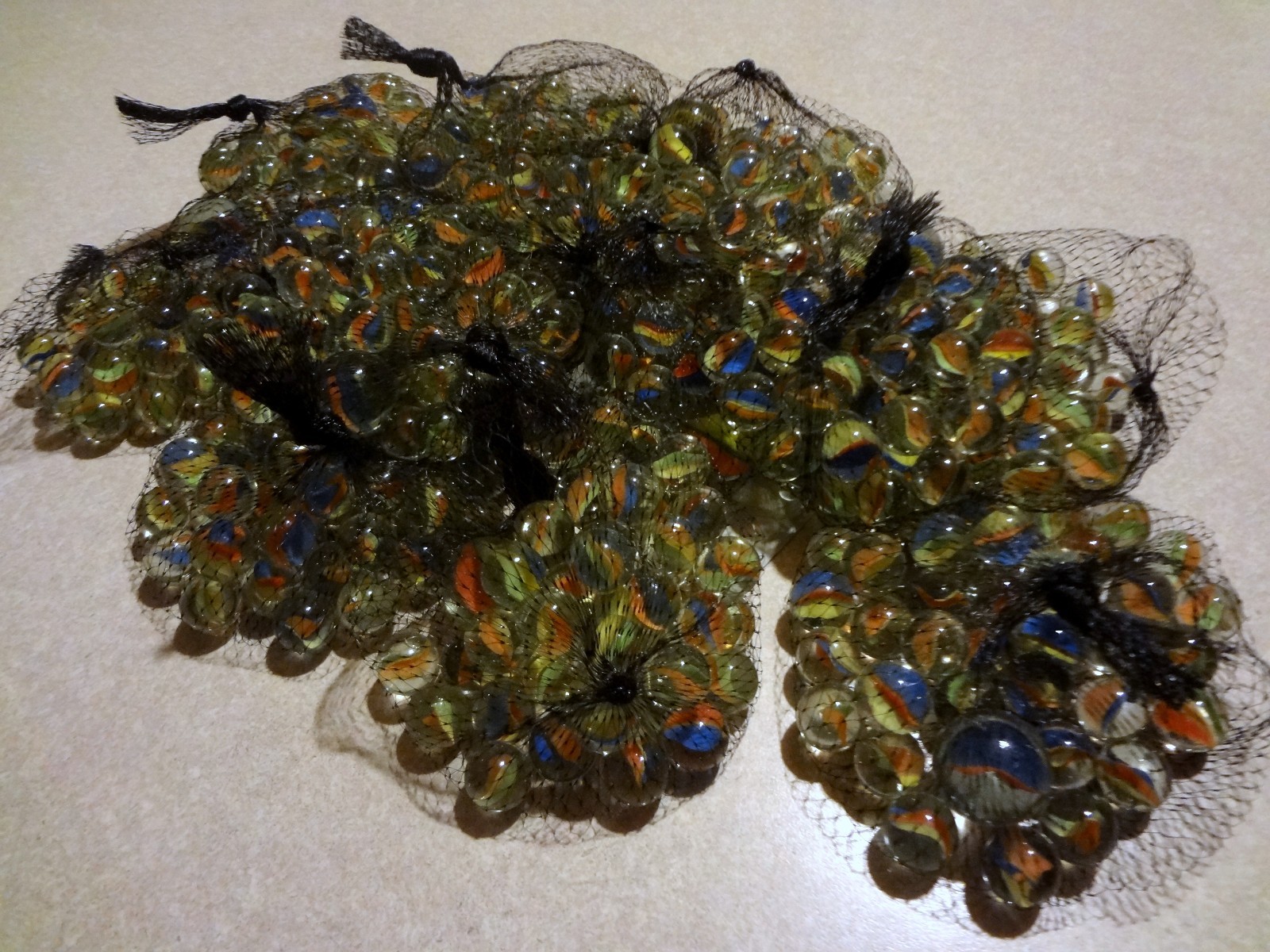 Lot of 1000+ Cats Eye Marbles 12 lbs Glass 5/8″ 16mm Bulk Wholesale NEW Toy