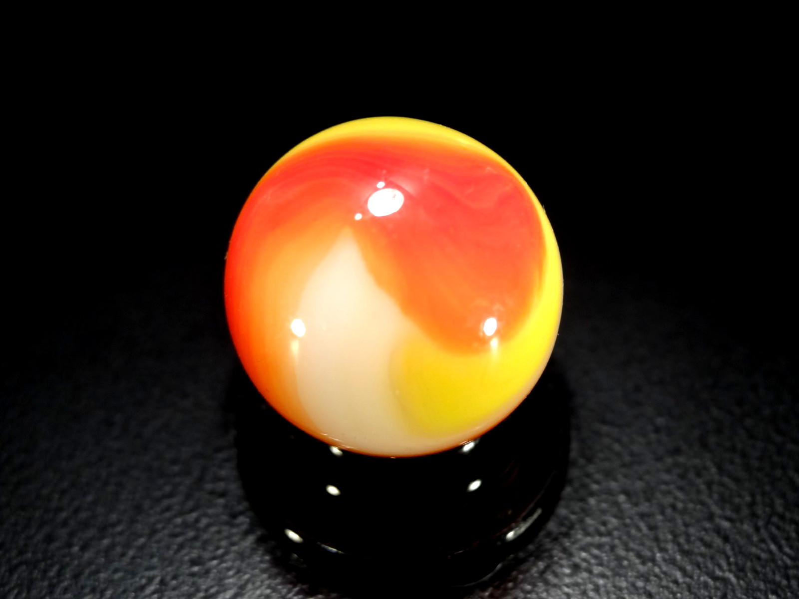 AKRO AGATE Condiment Special (personal collection) Catsup-Mayo-Mustard WET MINT