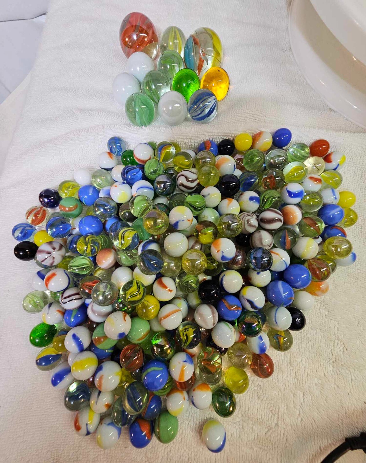 Lot of 289- vtg cats eye, swirl jadeite color glass marble Mixed -12 medium size