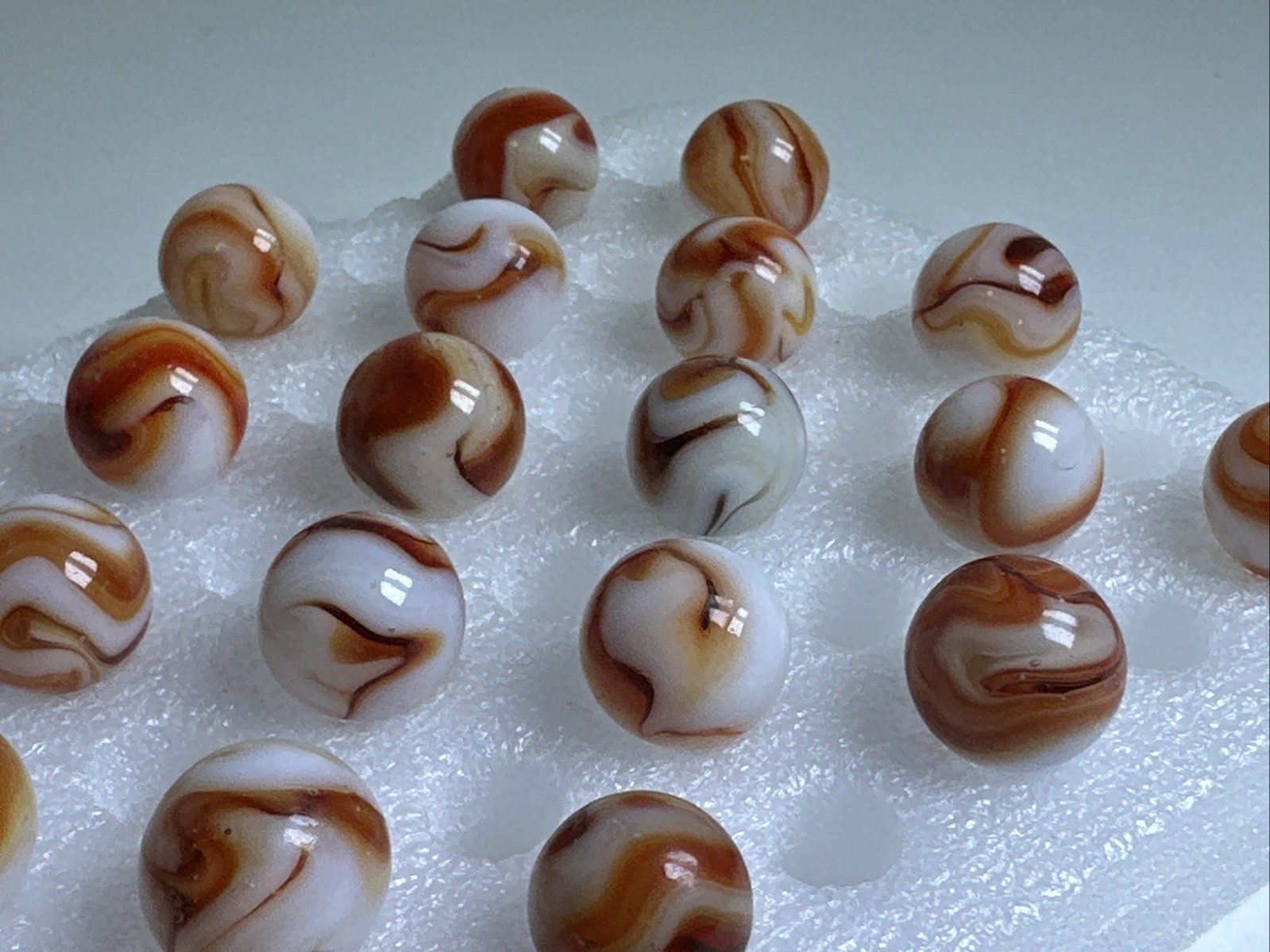 376 Lot Of 29 Vintage Heaton Agate Swirl Marbles!