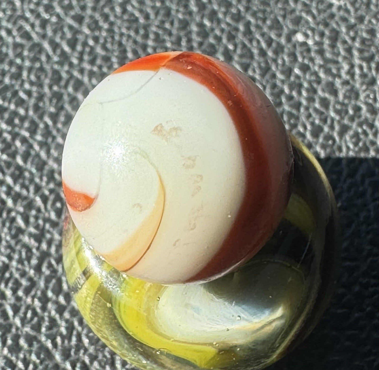 HTF Alley Agate Swirl With A Sprinkle Of Gold AV .54”