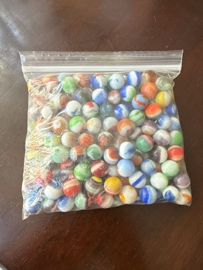 Large Bulk Collection of Vintage Assorted Swirl Glass Marbles (146 =1lb 11oz)