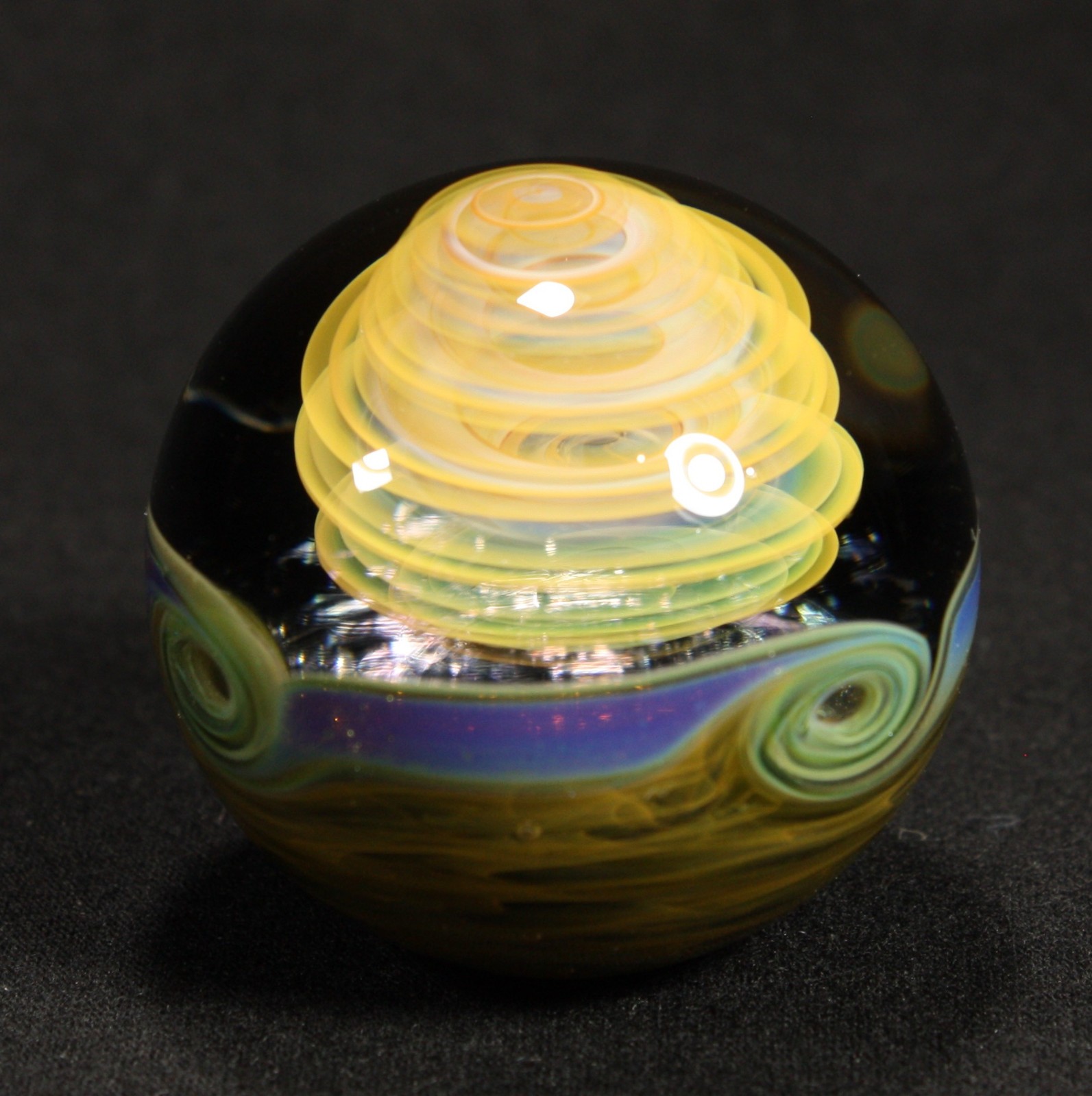 Juba Glass Handmade Marble 1.60″ Boro Lampwork Art 24K Gold and Silver Fume