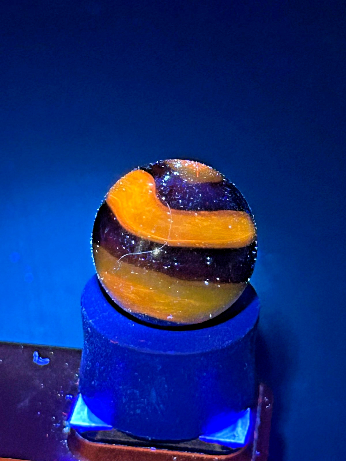 Christensen Agate Co. Swirl Yellow & Black UV+ Marble .63″ Mint CAC15