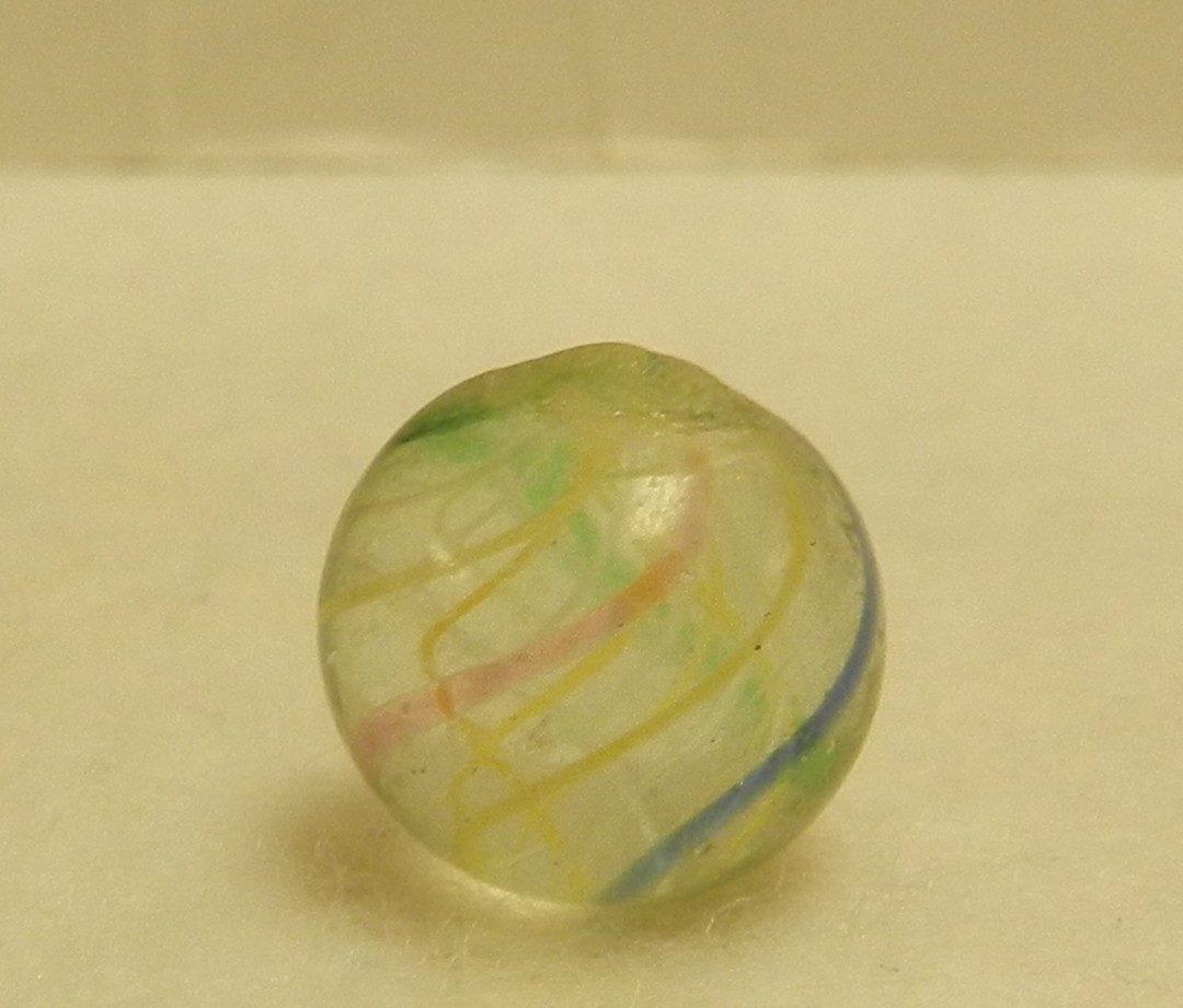 #21062m Small .51 In Vintage German Handmade 2 Color Latticino Swirl Marble