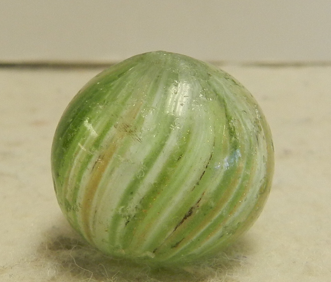 #16133m .76 Inches Vintage German Handmade Onionskin Lutz Marble