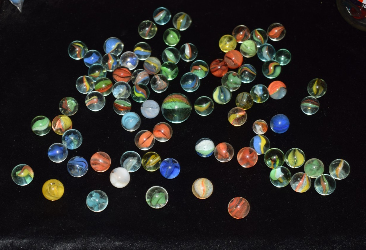 🐯➖⏩ Vintage Mixed 🐱🐯🦁Cat’s Eye Marbles lot of 75 size .625″=16mm MINT