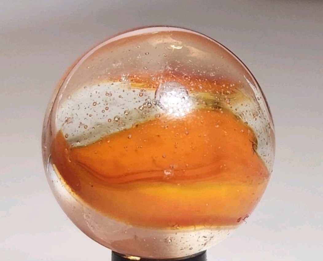PELTIER GLASS CO. ‘Sunset Rainbo’ .64″ Vintage Marble NM-