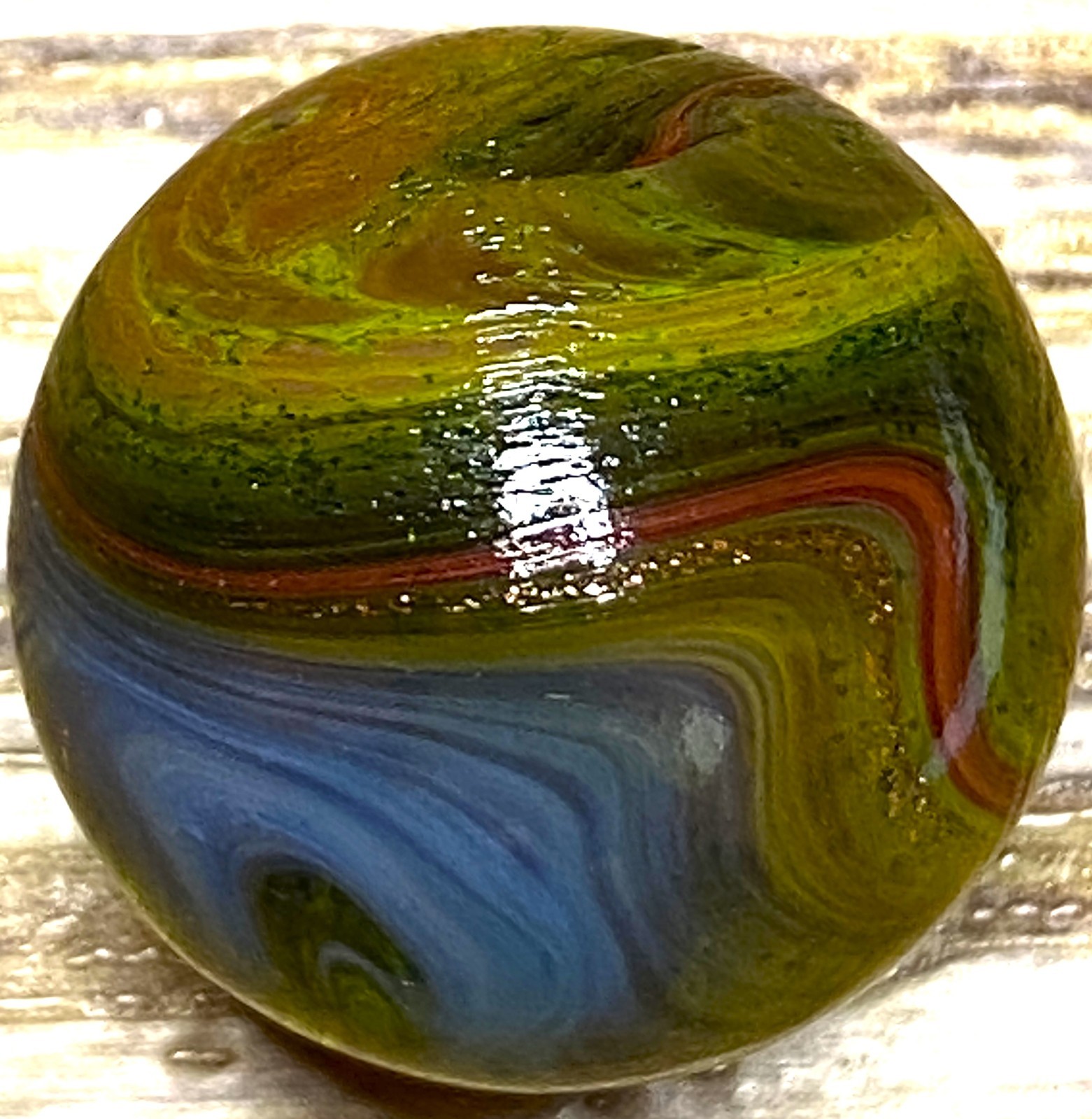 DAS/JABO INTERESTING THIN-LINED RAMSHEAD AVENTURINE SWIRLED SHOOTER .68″ M860