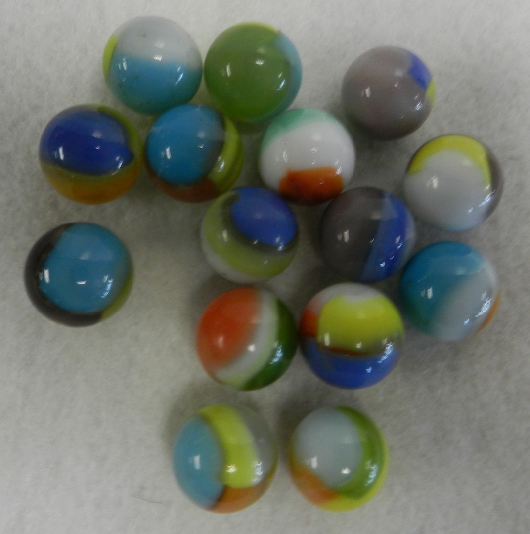 #21133m Nice Group of 15 Vitro Agate Marbles .59 to .62 Inches