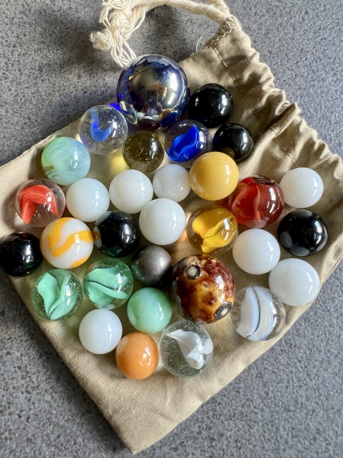 Antique & Vintage Marble Lot w/Cloth Bag Clay, Akro Agate ? Estate Find