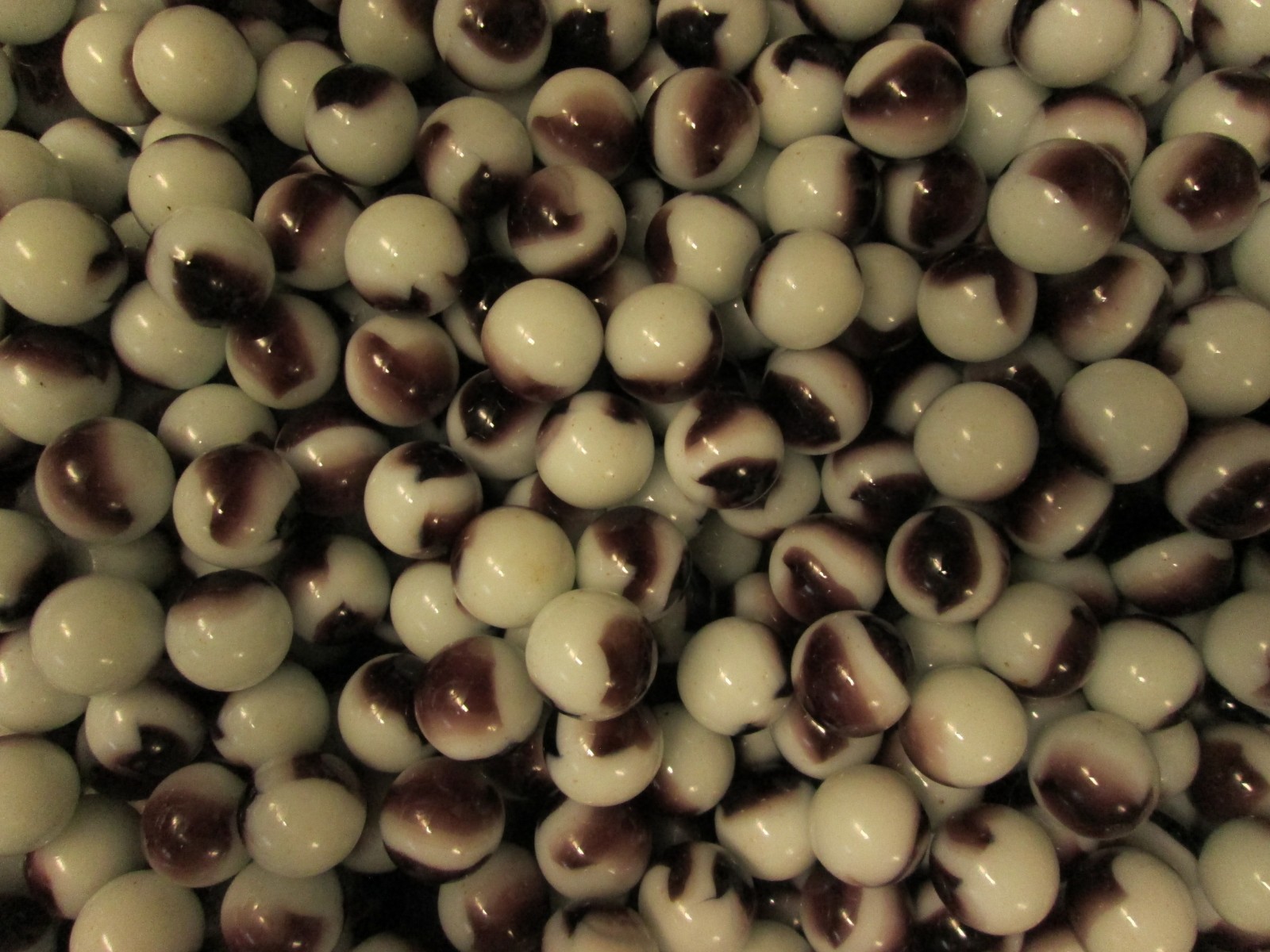 MARBLES 2 POUNDS 3/4 INCH WHITE AND BROWN MARBLE KING MARBLES