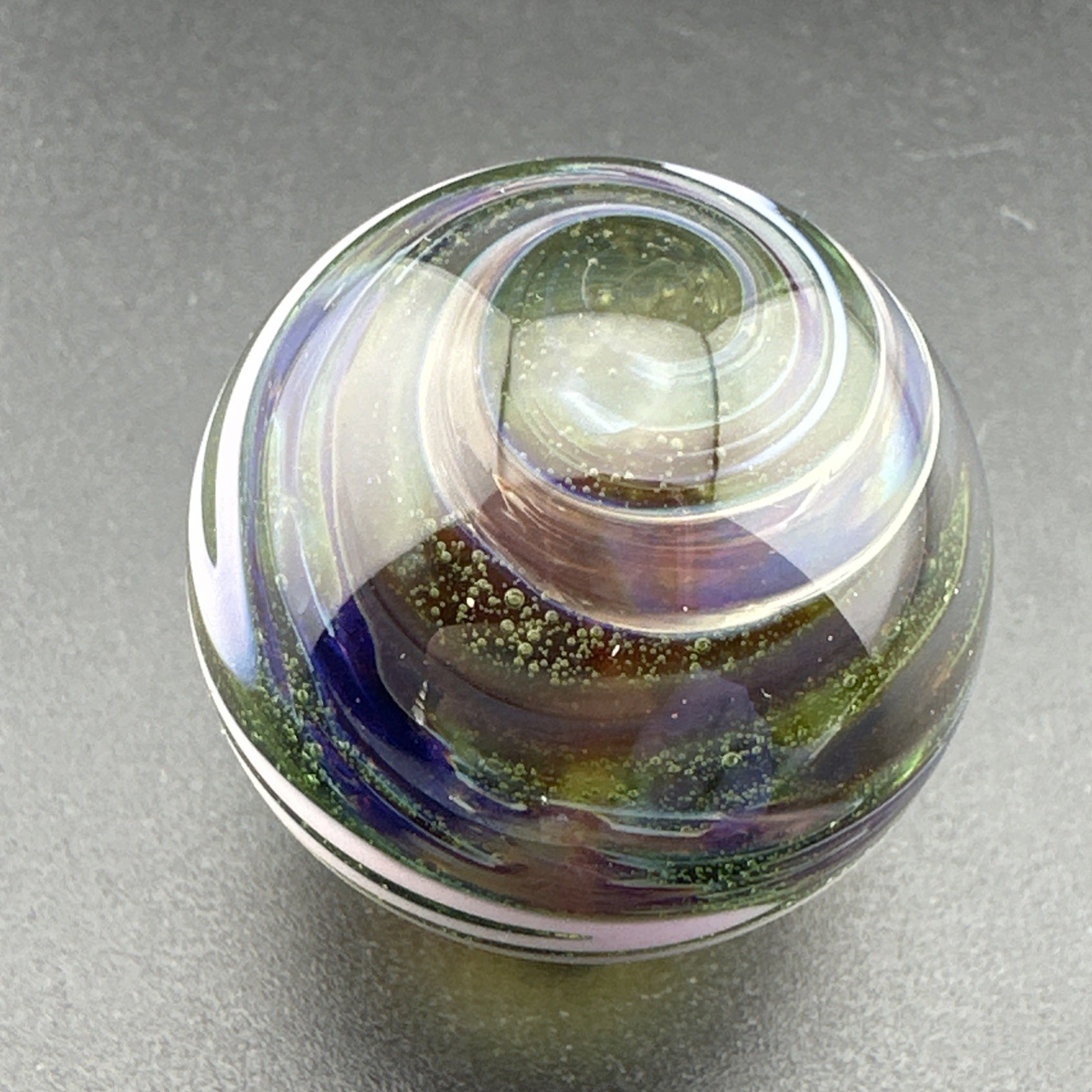 Contemporary Handmade Art Glass Marble 1.11″ Abstract Swirl, UV Glow, Sparkles!