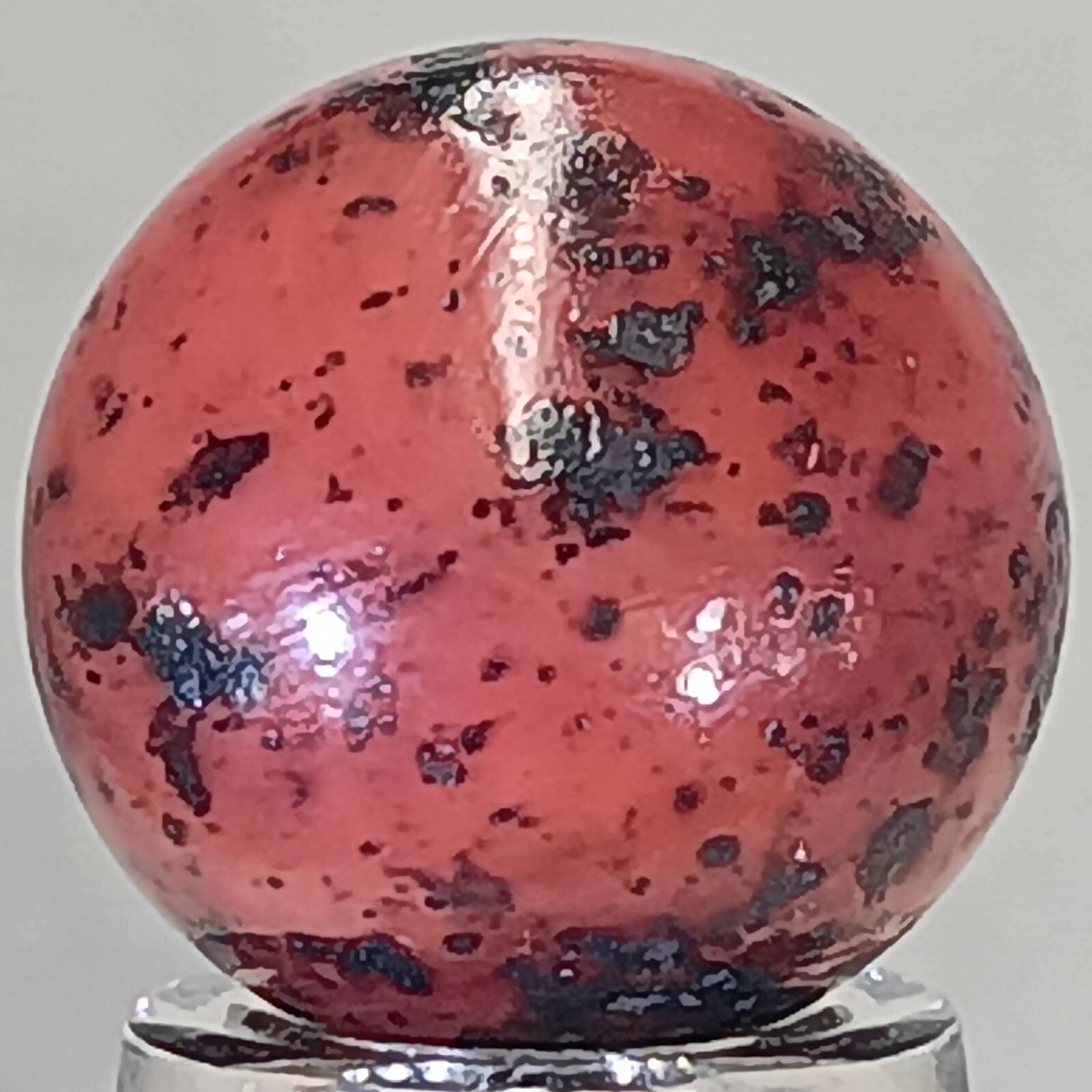 Vacor Mars Marble .62 Inches Near-Mint Condition Combined Shipping