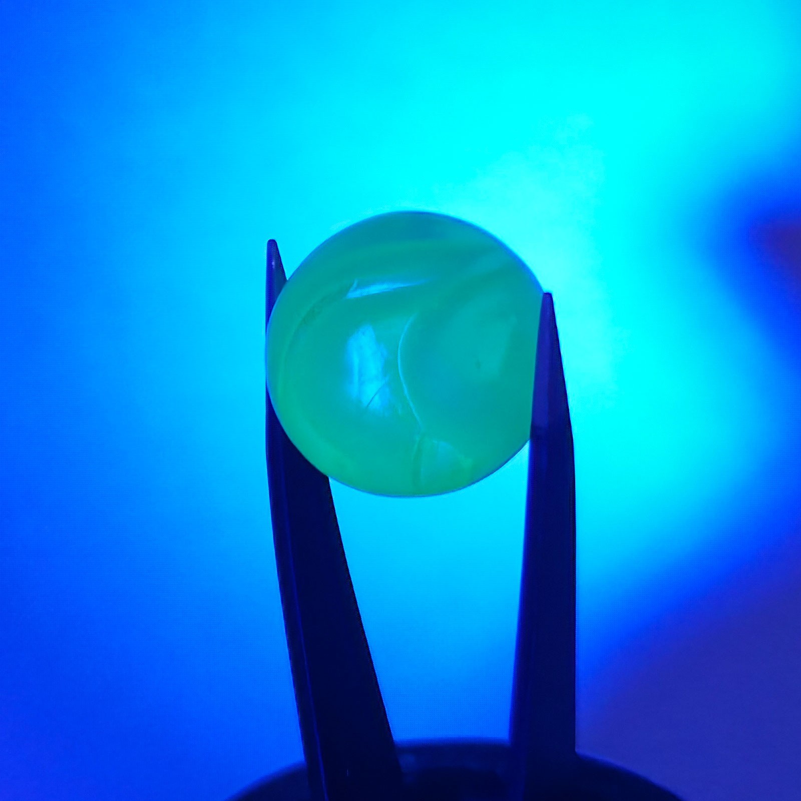Light Green Swirl Vaseline Old Machine-Made Marble Glows under a Blacklight 5/8”