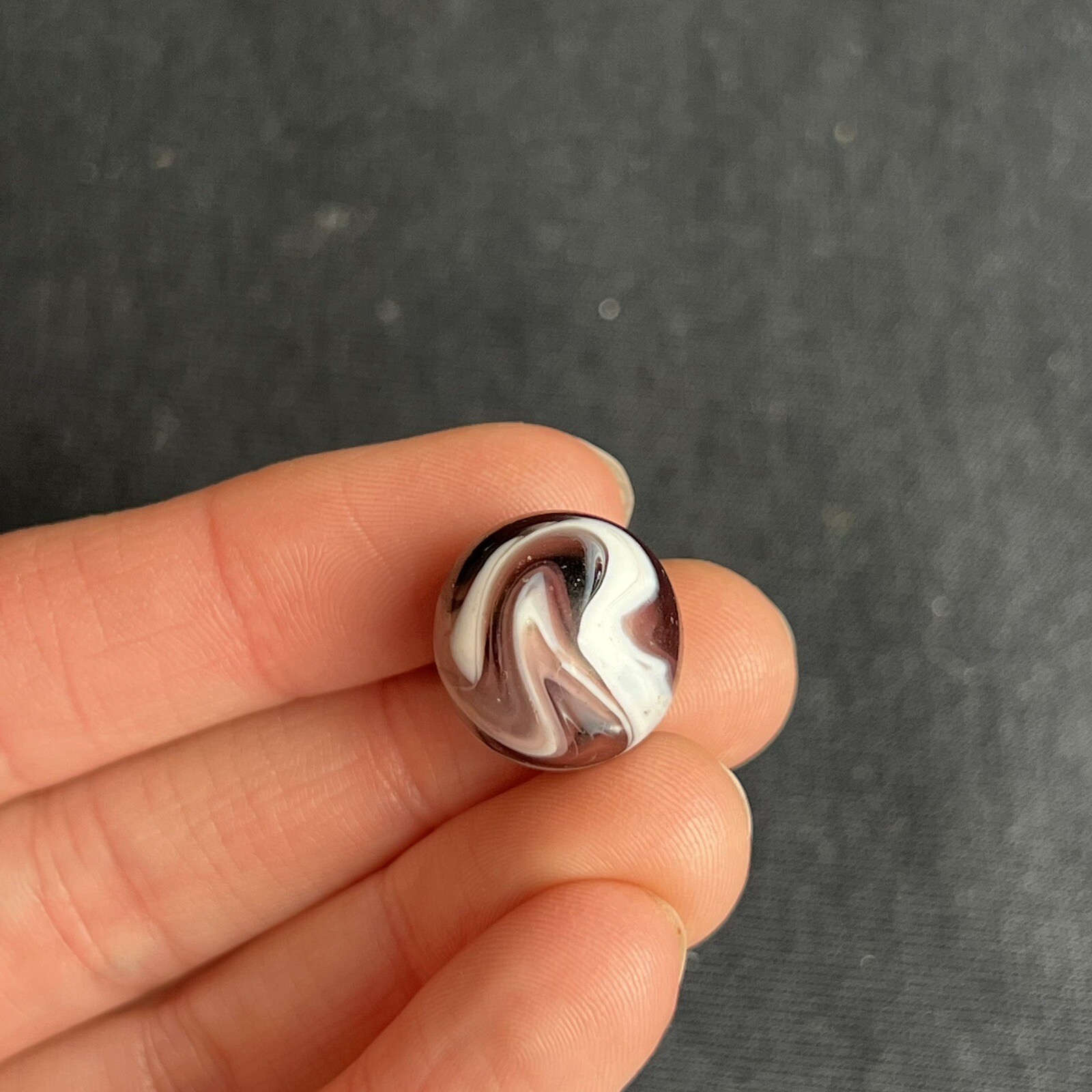 Vintage Lavender Akro Agate Peltier Christensen Glass Swirl Marble 0.6”