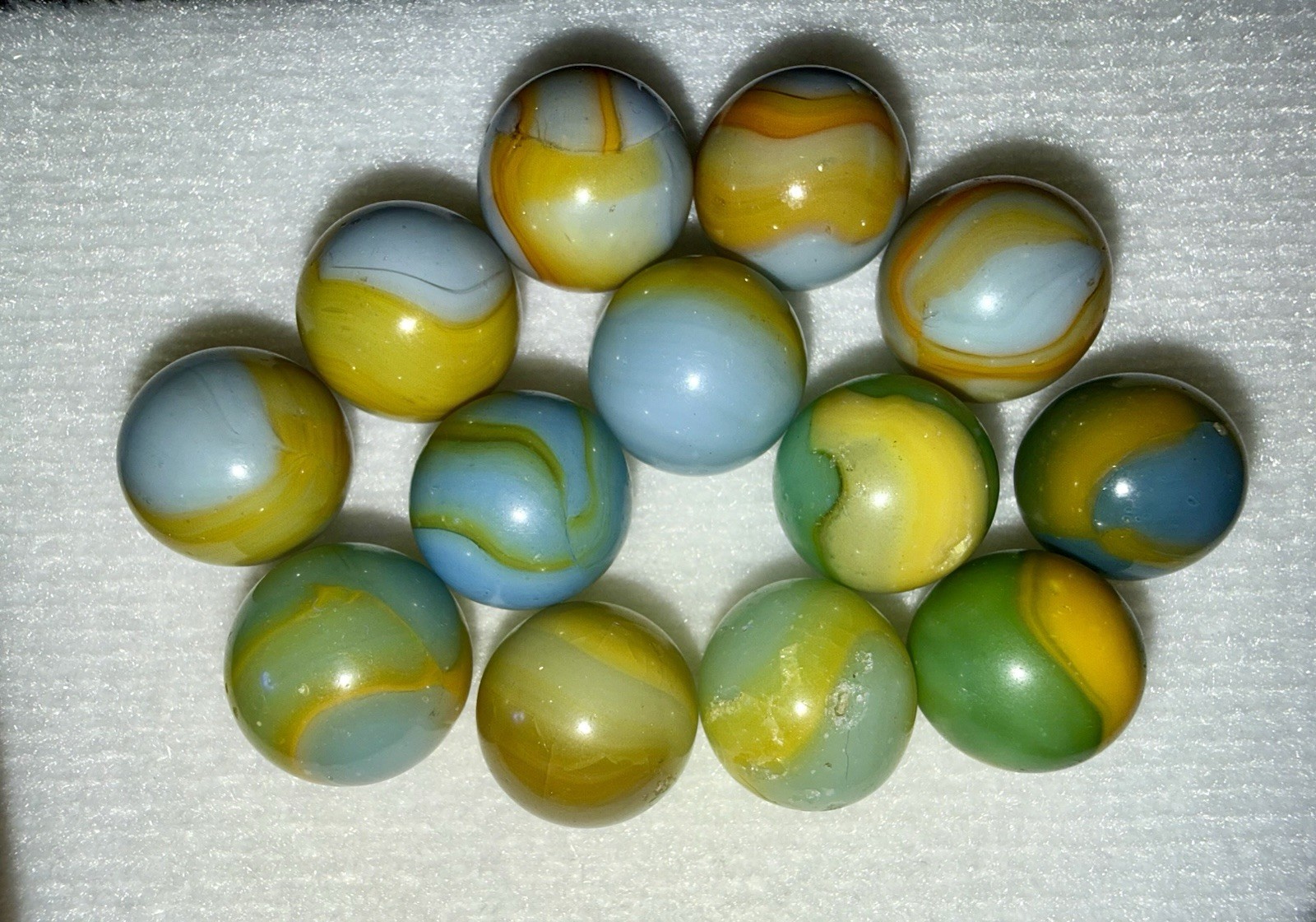 Vintage Akro Agate Slag Swirl Marbles – 13pc UV Reactive Oxblood Neon Orange