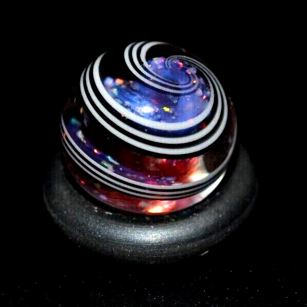 BRYAN TRILLAS GLASS MARBLE/.509″LAVENDER ZEBRA-BLACK/WHITE THIN RIBBONS,DICHROIC