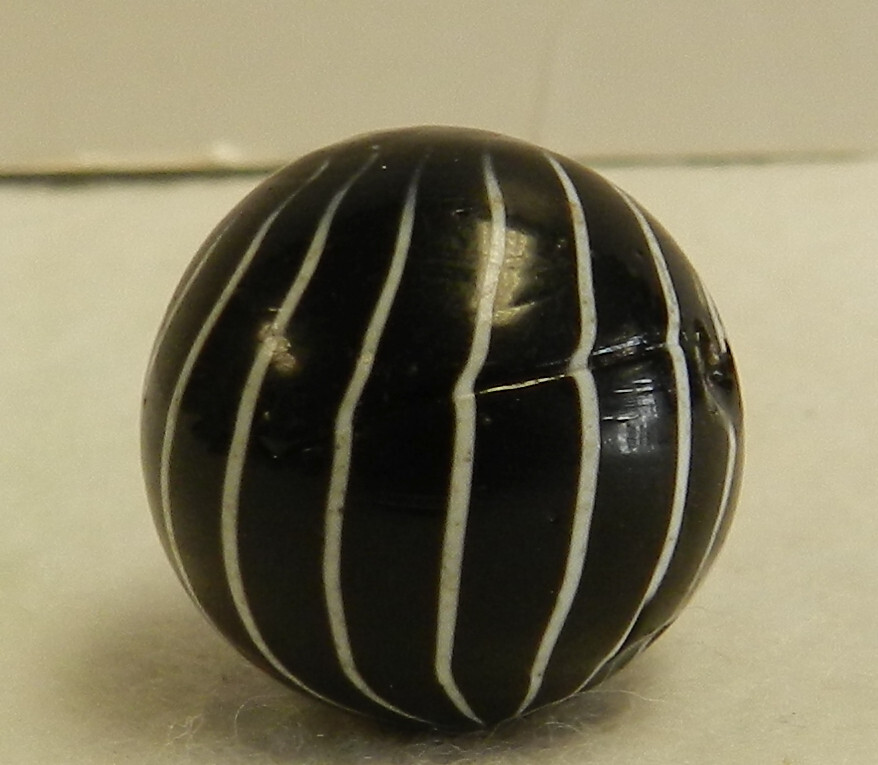 #18132m Vintage German Handmade Black Clambroth Marble .70 Inches