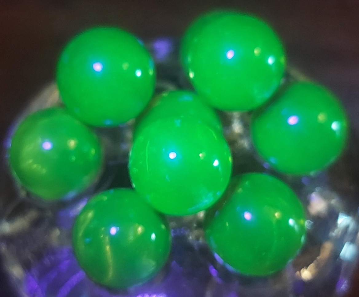 Vaseline Uranium Yellow Glass Marbles Vintage 9/16″ Lot of 10 Glows UV Reactive