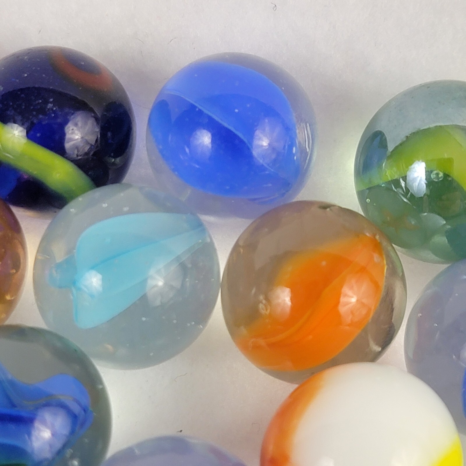 Vintage Glass Marbles Mixed Lot Multicolor 1/2″ Collectible