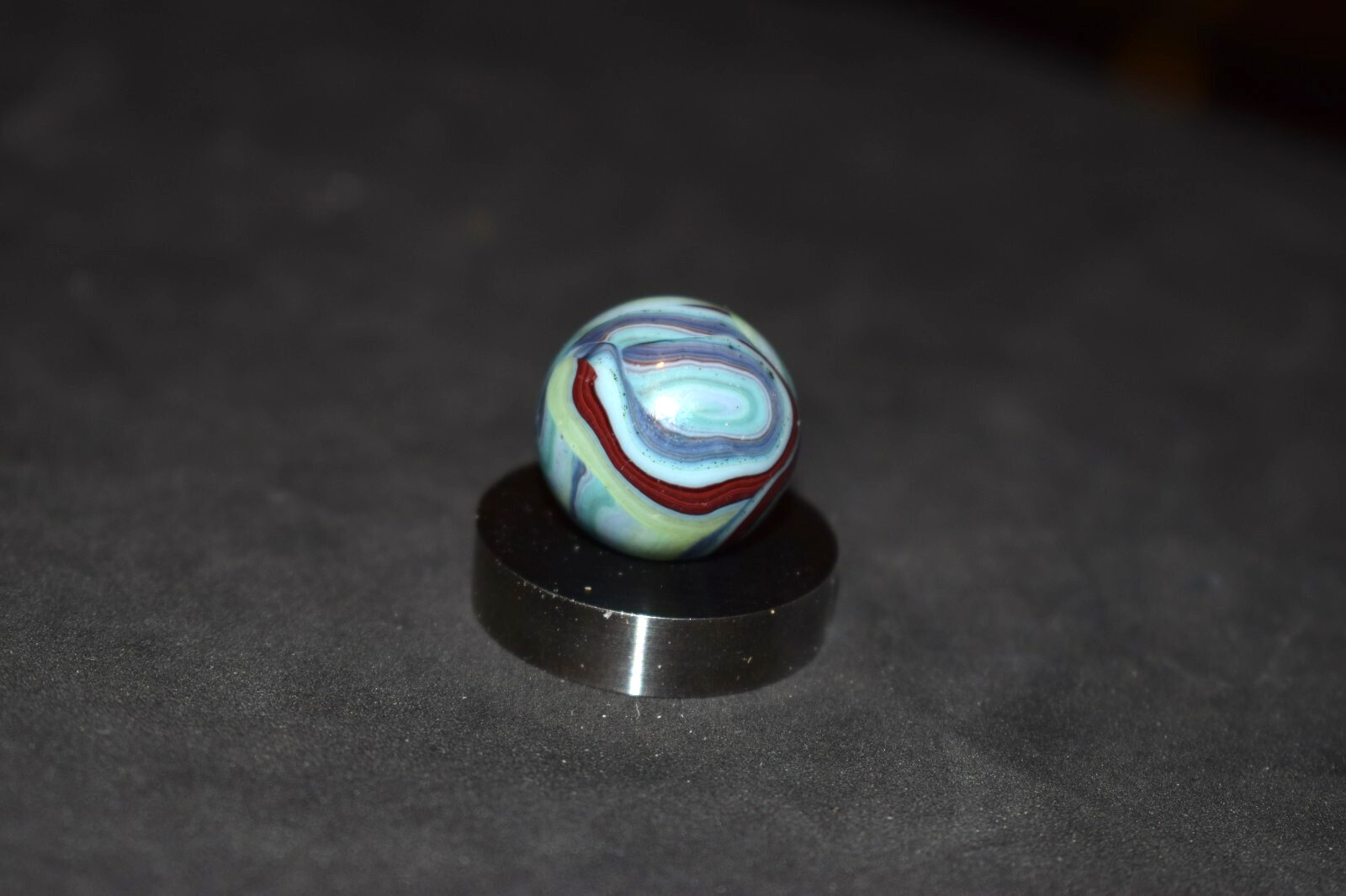 🤡➖⏩JABO JOKER Multi-Color OXBLOOD Swirl Marble Size .718=23/32″ MINT!