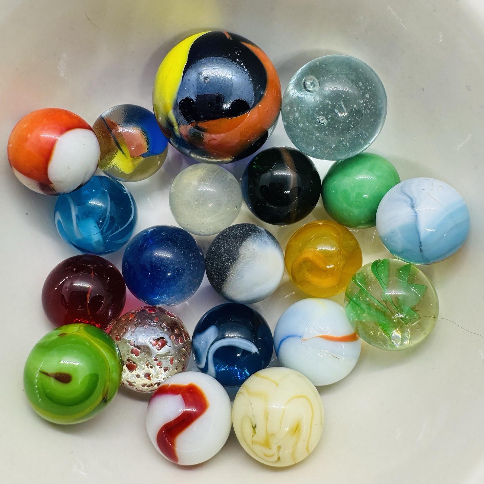Vintage Marble Lot Of MARBLES UV Reactive Cadmium Uranium Lot #112