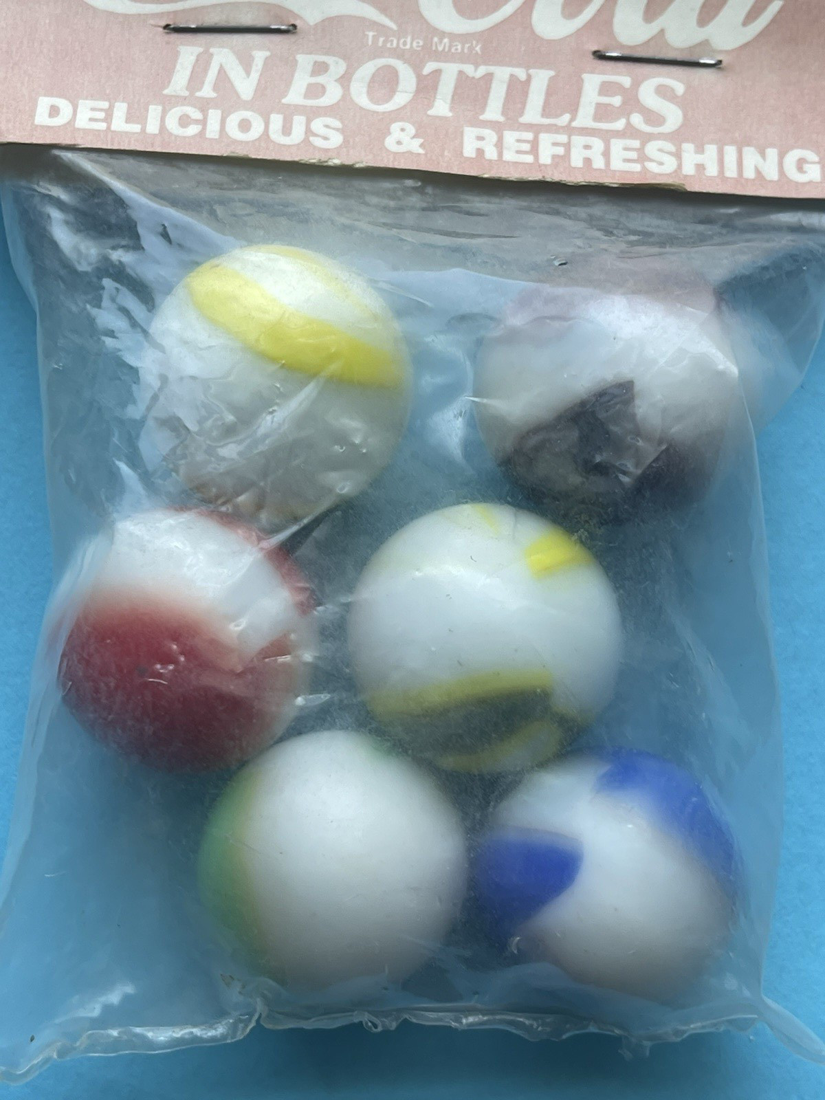 VTG COCA-COLA MARBLES SIX 6 FACTORY SEALED SHOOTER MARBLES YELLOW RED GREEN BLUE