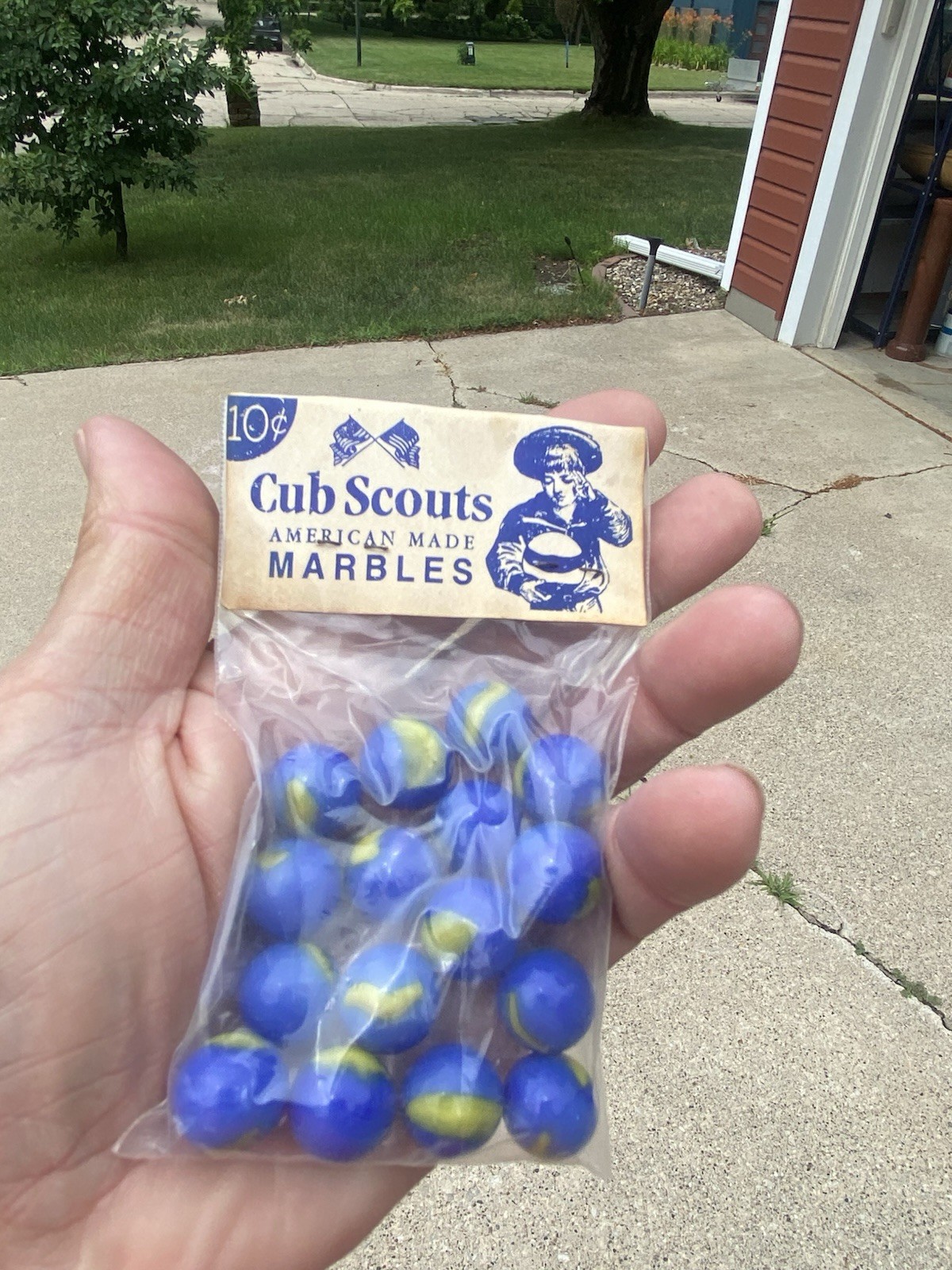 CUB SCOUTS Marbles ORIGINAL BAG 16 Marbles VINTAGE MARBLES American Made