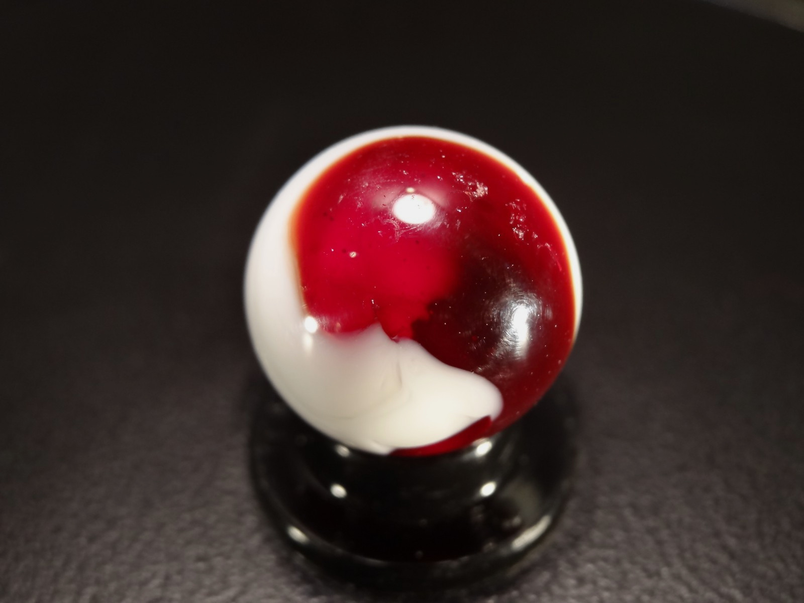 AKRO AGATE BLOOD n BONE Stunning !