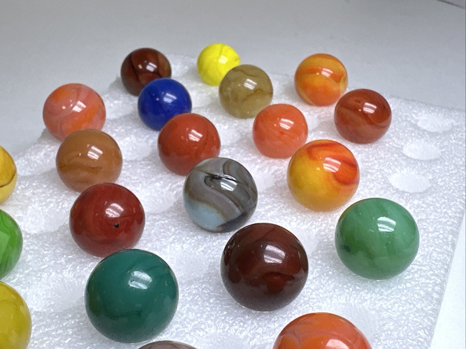 291 Lot Of 27 Jabo Swirl Marbles!