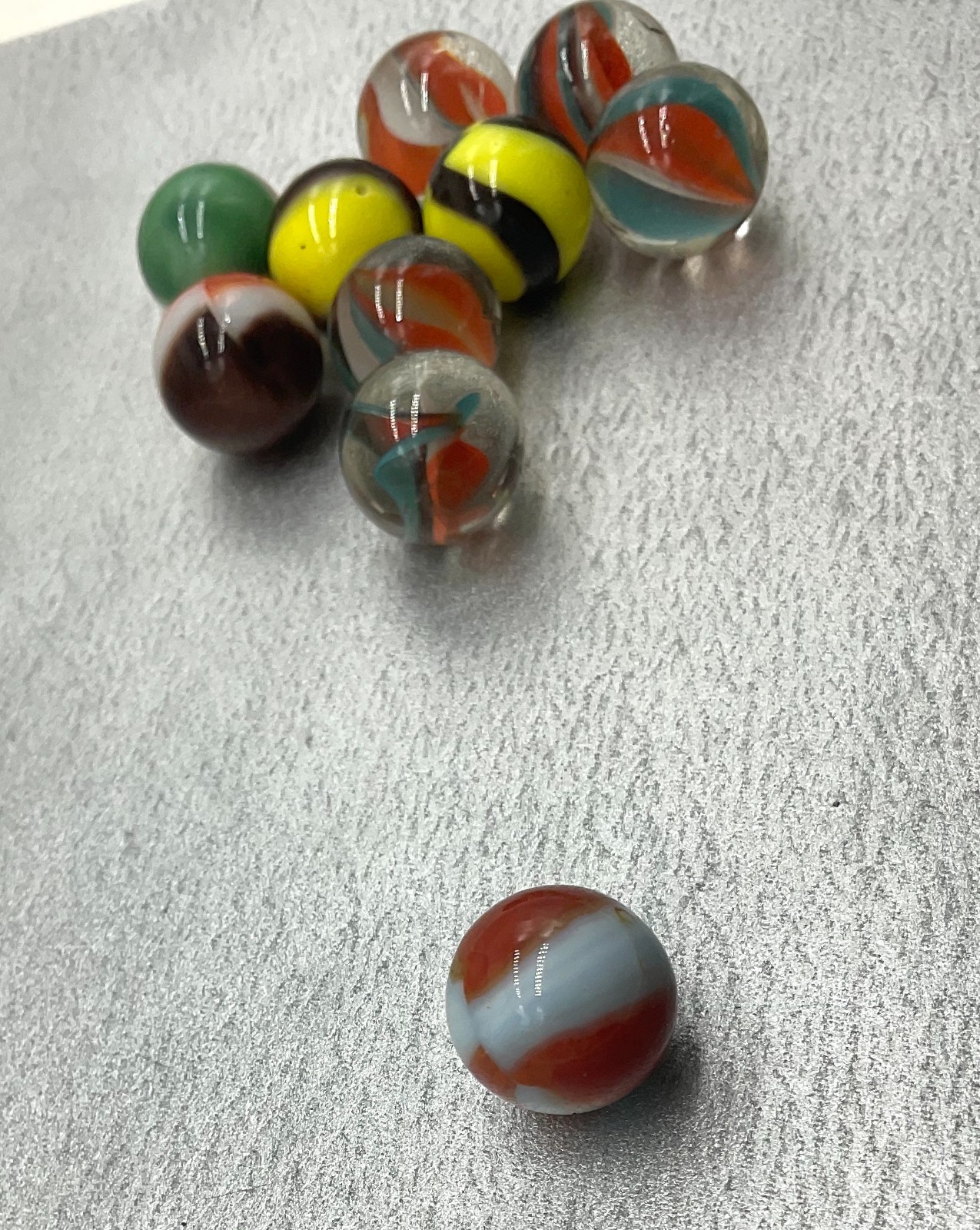 Lot 10 Vintage Swirl Marbles Opaque Milk Glass & Clear w/ Blue, Orange & White
