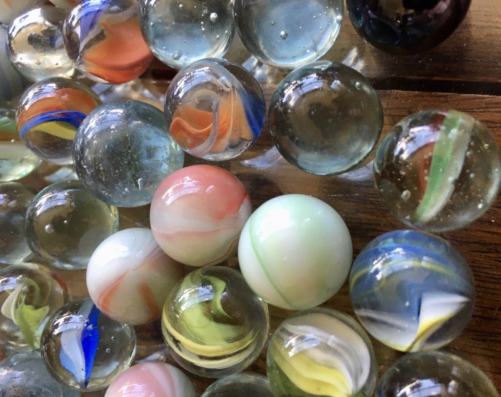 Vintage Marble Lot 52 pieces Peltiers & Good Assortment 1930’s-1940’s w Shooter
