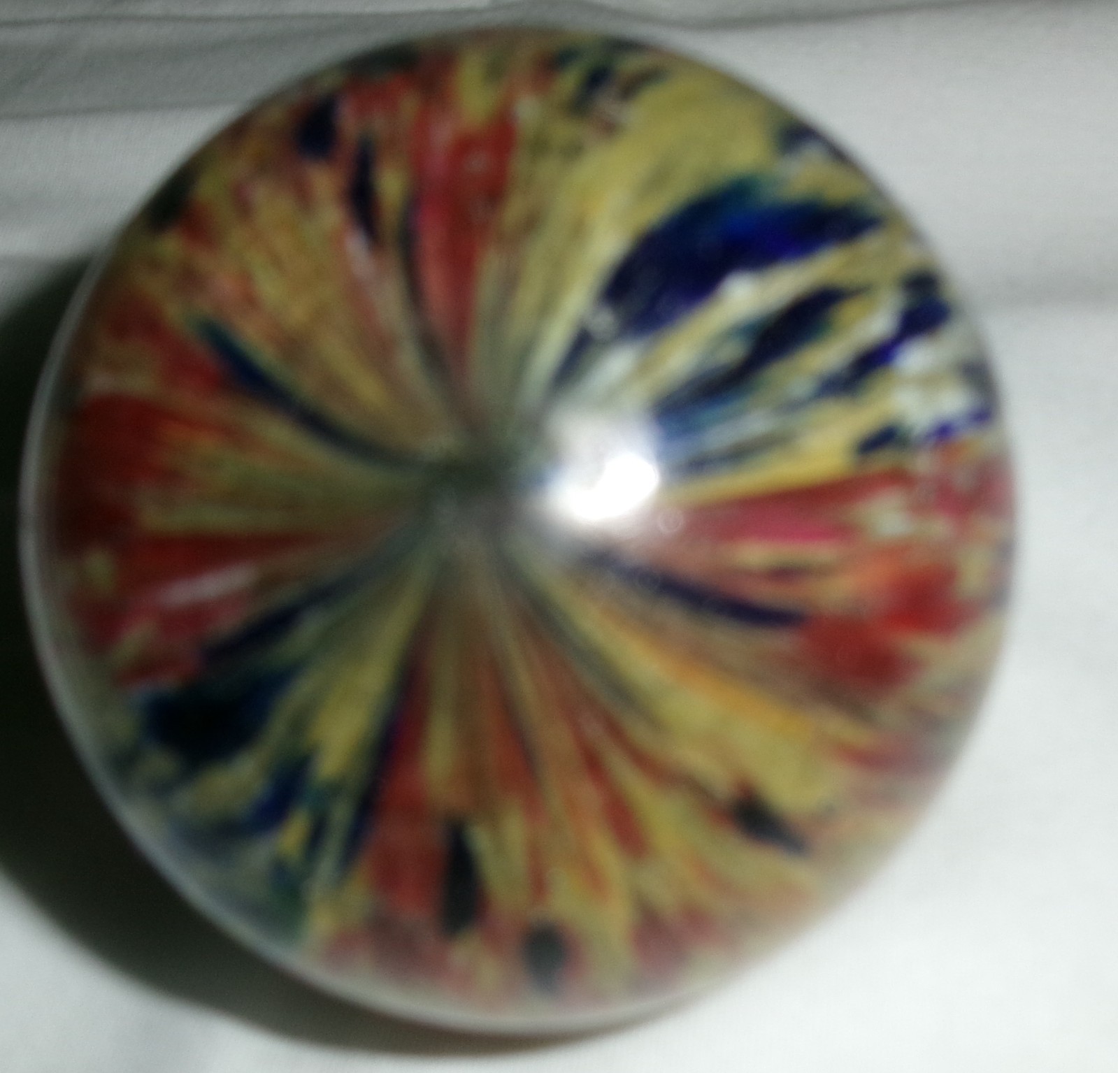 ANTIQUE GERMAN 1870’s 2.15 ” HAND MADE ONIONSKIN GLASS TOY GAME MARBLE BOY MAN