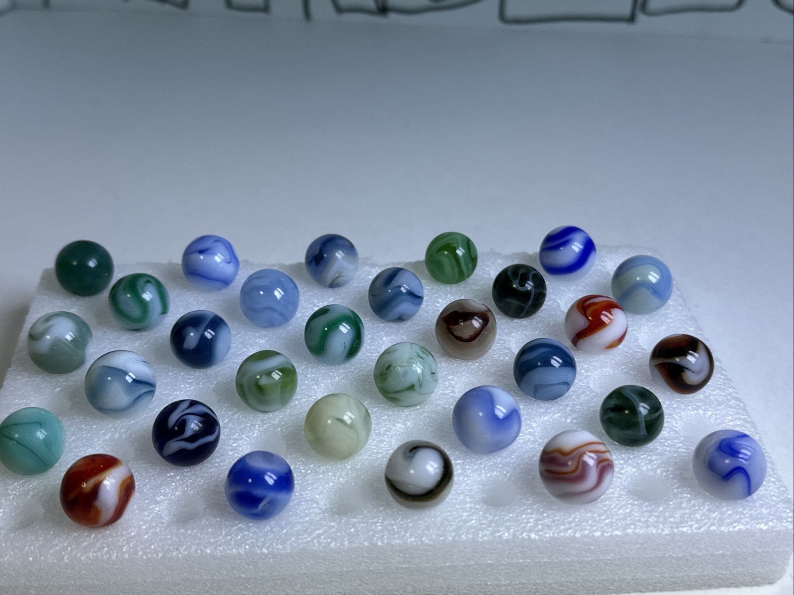 368 Lot Of 30 Vintage Cairo Swirl Marbles!